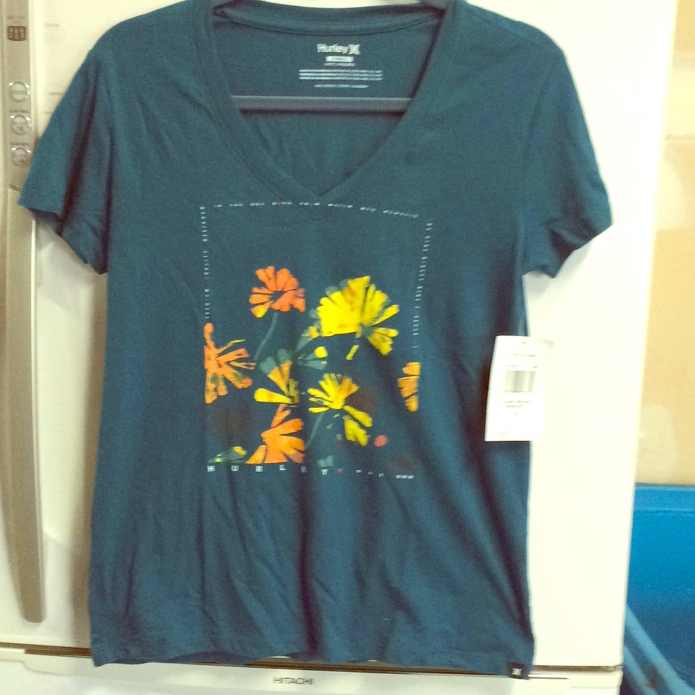 Hurley t-shirt